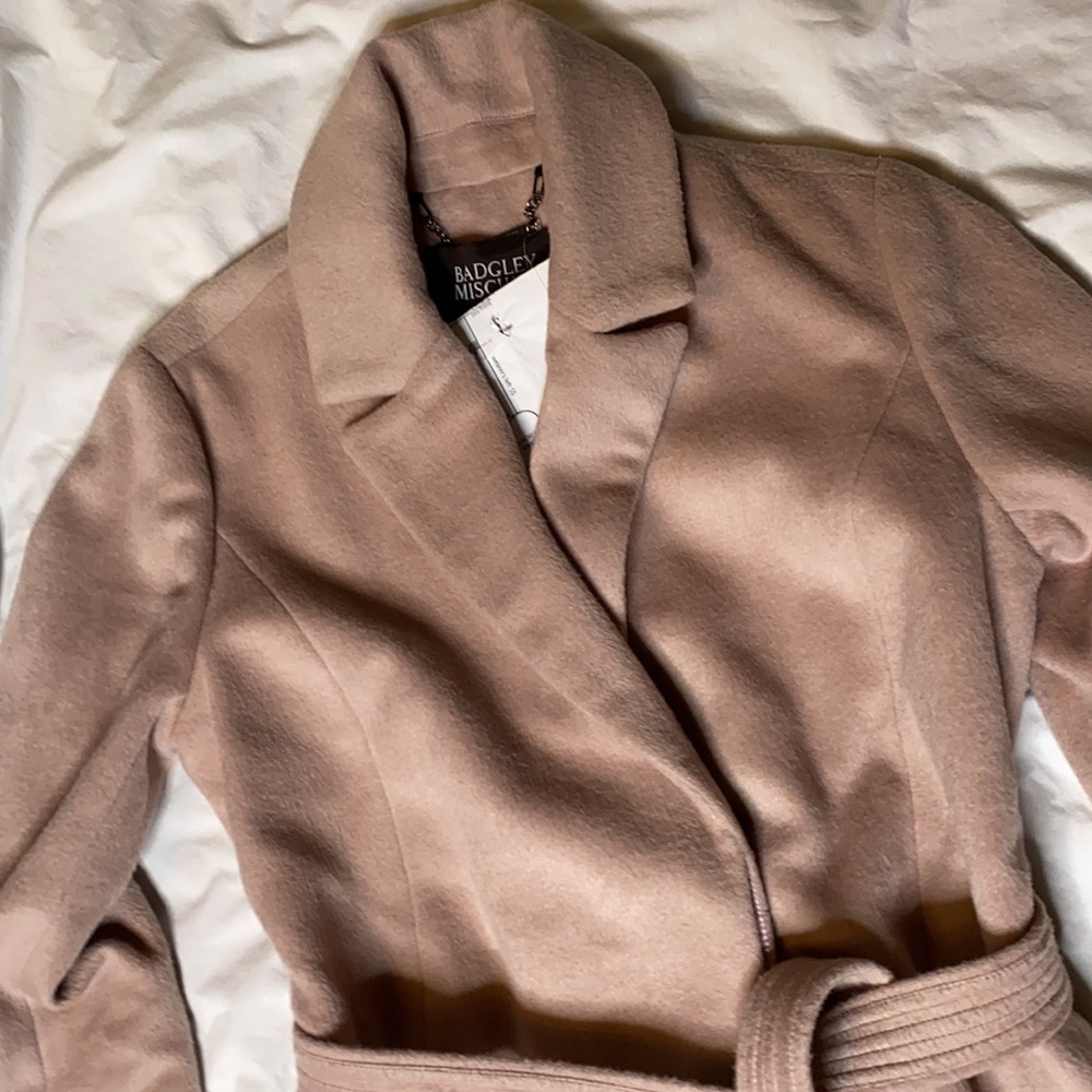 New Badgley Mischka Sample Coat Gorgeous S